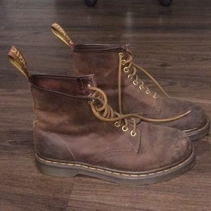 Dr. Martins Crazy Horse Size 9.5